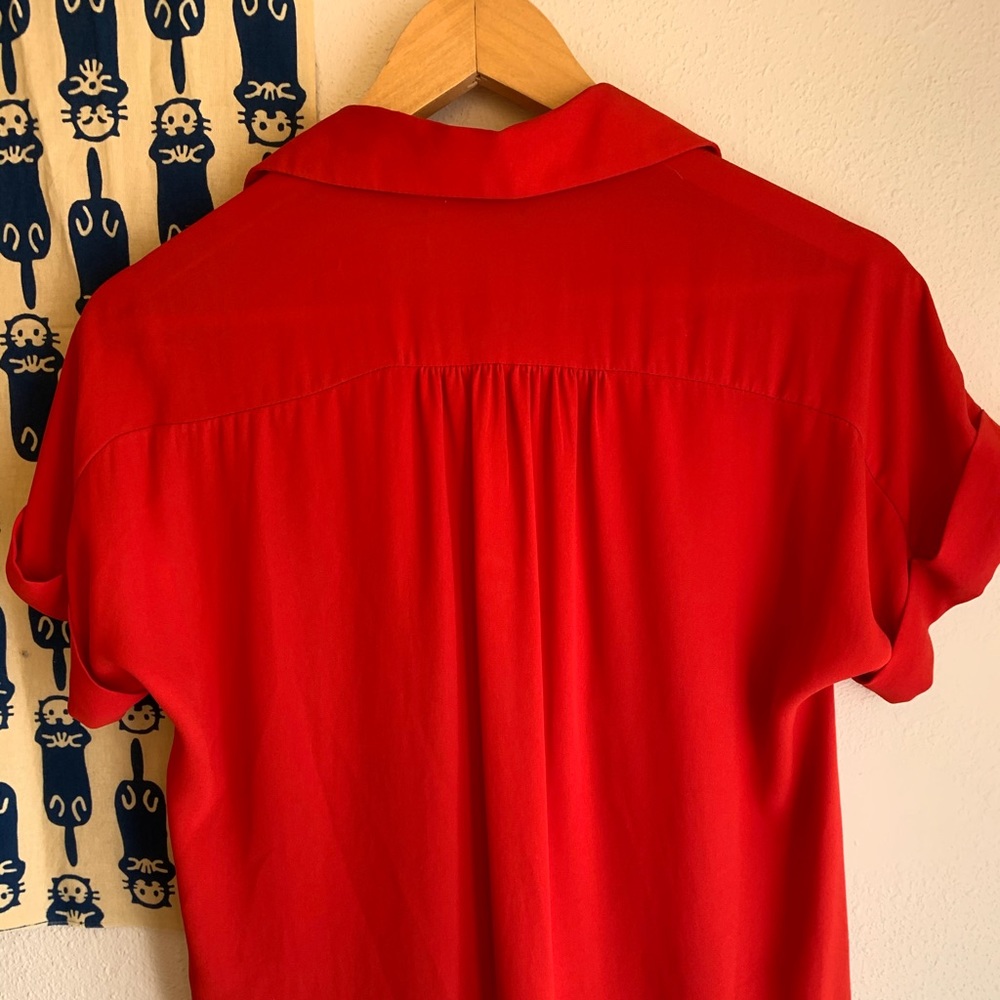 Red blouse - Picture 2 of 6
